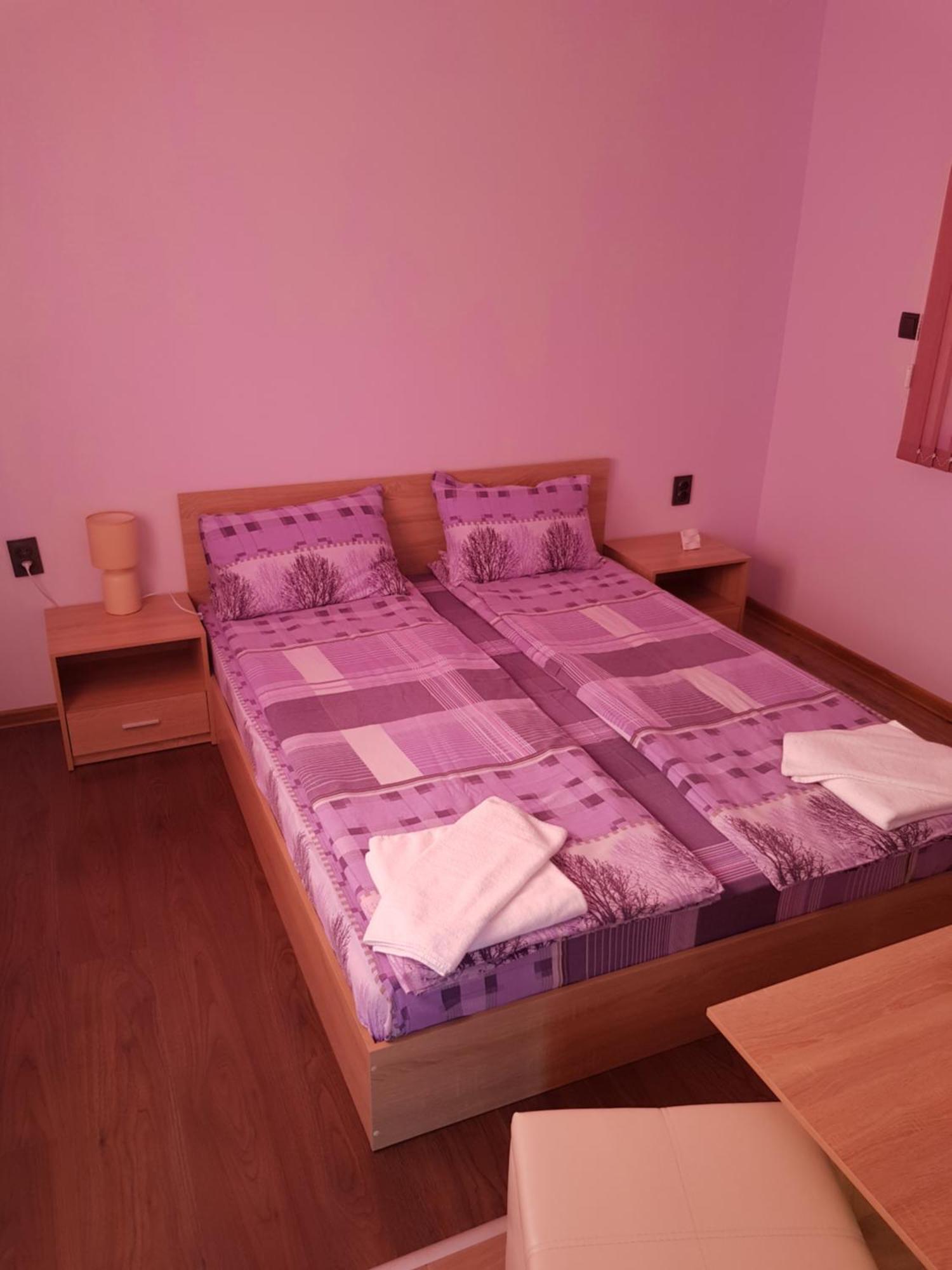 еко Chalet Trŭn
