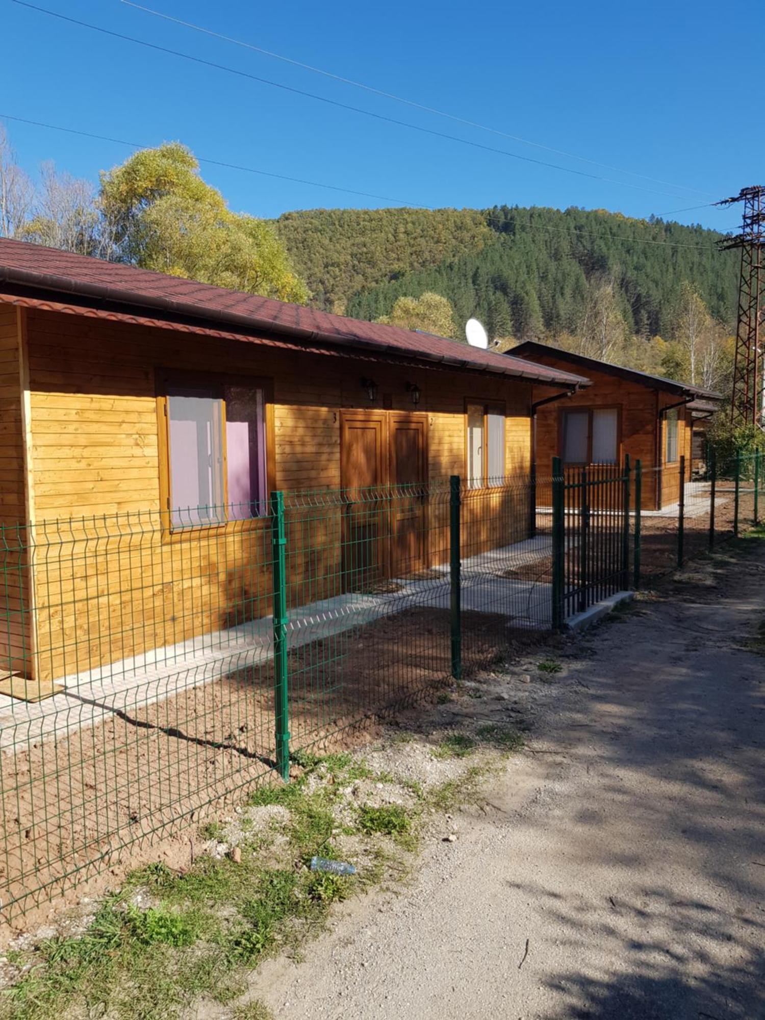 еко Chalet Trŭn